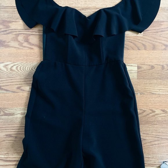 Ruffle Shoulder Crop Jumpsuit - Picture 3 of 6